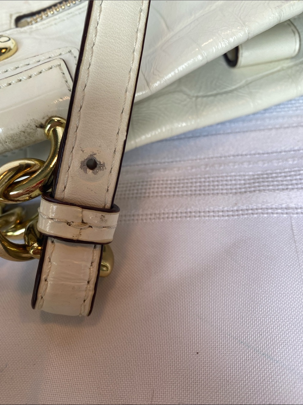 Coach Cream Croc-Embossed Patent Leather Shoulder Bag Satchel Gold Hardware - Picture 6 of 9